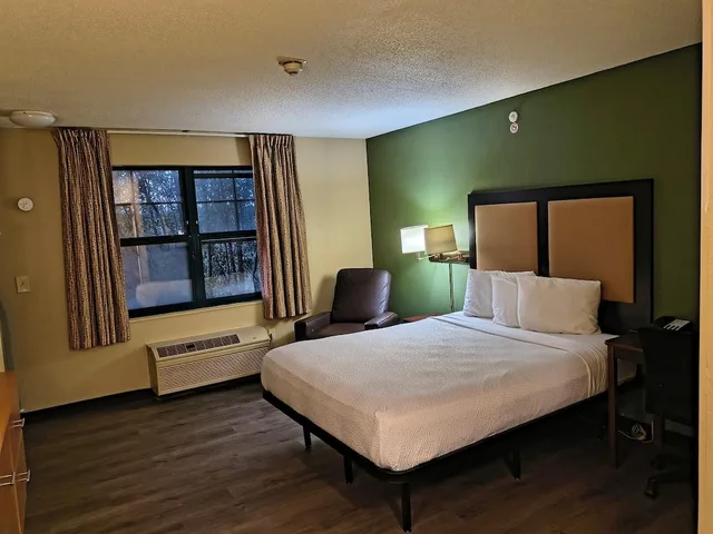 استوديو بسرير كوين، Extended Stay America - Chicago - Schaumburg -Convention Ctr 3/7