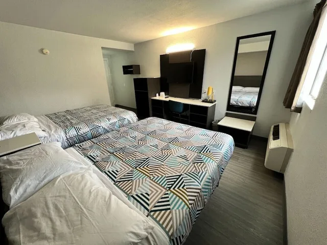غرفة ديلوكس بسريرين كوين لذوي الإعاقة، Motel6 Council Bluffs, IA - Omaha East 2/5