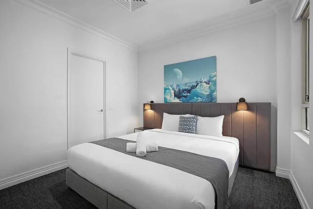 شقة بسريرين كوين بغرفتي نوم، Comfort Apartments Melbourne Central 1/10