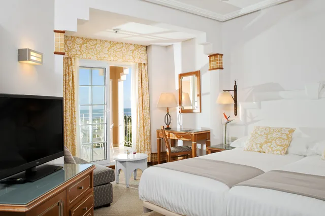 غرفة بريميوم بسرير كوين بإطلالة، Melia Atlantico Isla Canela 4/8