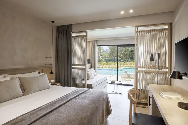 Swim Up, Junior Suite, Pool View، Ella Helea 1/1