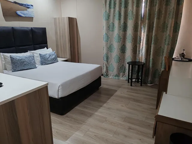 غرفة ديلوكس بسرير مزدوج، Regal Inn Gateway Umhlanga 6/10