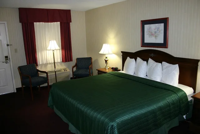 غرفة قياسية بسرير كينج، Quality Inn Gettysburg Motor 4/9