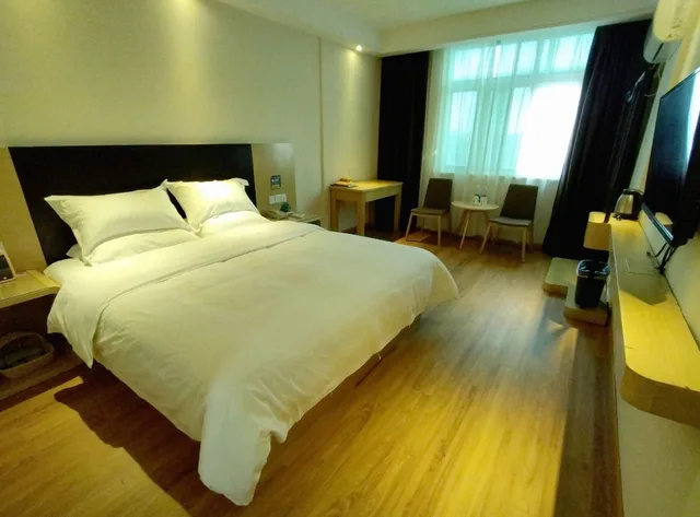 غرفة بزنس بسرير مزدوج، GreenTree Inn Jiangxi Yingtan Railway Station Square Business Hotel 1/1
