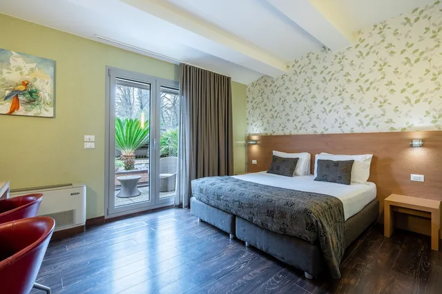 Superior, Triple, Twin Beds, Sofa, Relais Bellaria Hotel And Congressi 3/7