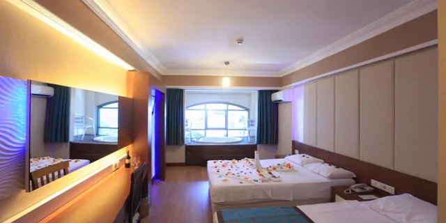 غرفة بسرير مزدوج، Tac Premier Hotel Spa 1/5