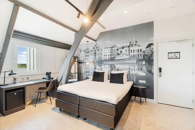 Tower, Suite, King Bed، Hotel Maassluis 2/4
