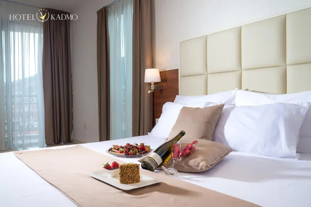 غرفة عائلية بشرفة، Hotel KADMO by Aycon 7/10