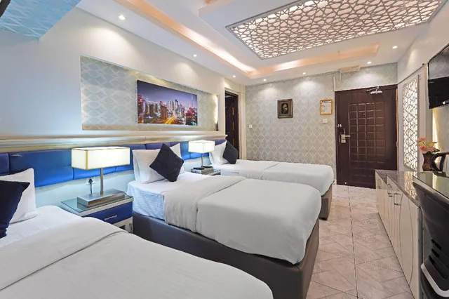 غرفة ديلوكس، OYO 338 Transworld Hotel 2/2
