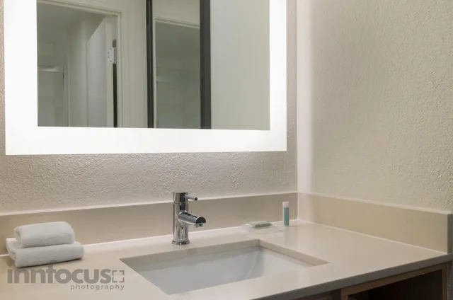 جناح بسريرين كوين لذوي الإعاقة، Springhill Suites Tampa Brandon 3/3