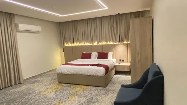 جناح ديلوكس بغرفتي نوم، القصر الذهبي الجديد جدة(GOLDEN NEW PALACE JEDDAH) 1/2