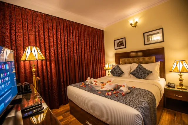 Standard, Double Bed, City View, Hotel Paramos Inn 1/2