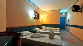 Classic, Triple, Double Bed, Kleopatra Sun Light Hotel 1/1