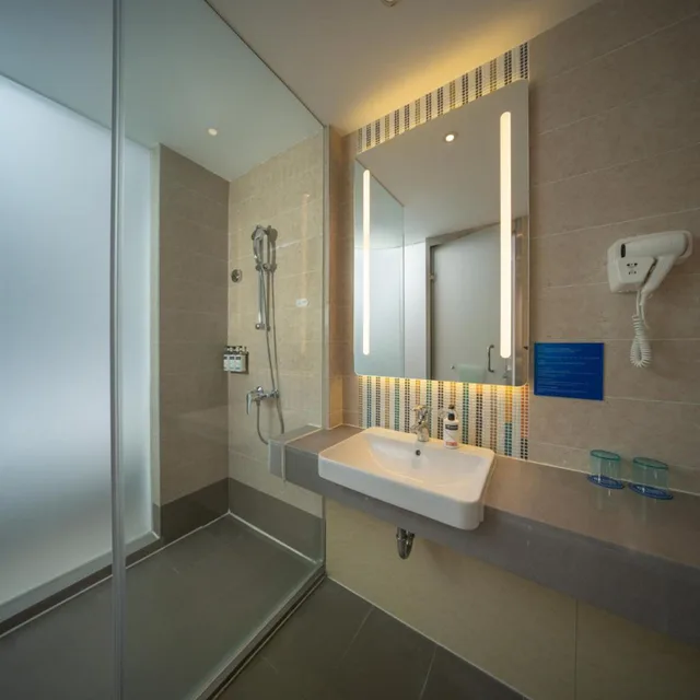 Feature, Family، HOLIDAY INN EXPRESS SHANGHAI PUJIANG 7/10