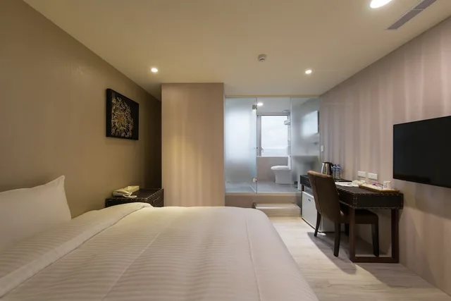 غرفة بسرير كوين بإطلالة، Xinshe Hotel - Chungli 2/4