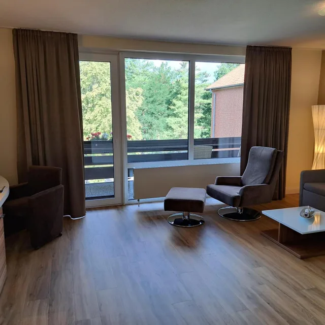 جناح جونيور بسرير كينج بشرفة، Hotel Heide-Kröpke 4/7