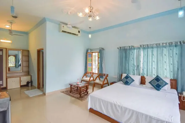 Maharaja, Double Bed, Lake View، Devendra Garh 2/5