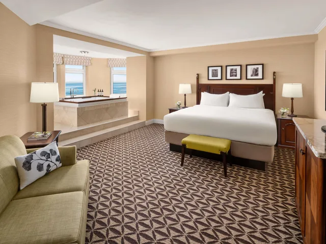 غرفة ديلوكس بسرير كوين، Fairmont Le Manoir Richelieu 2/2