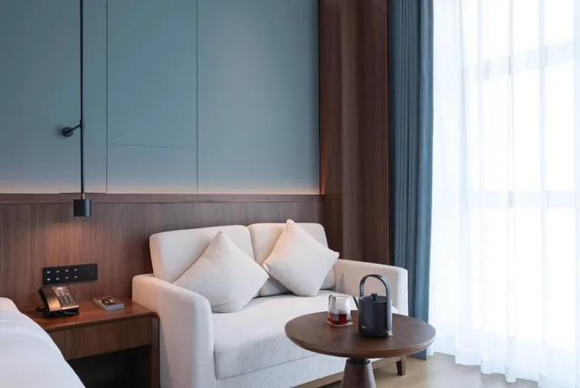 Mahjong, Business, King Bed, Days Hotel by Wyndham Changsha East 5/5