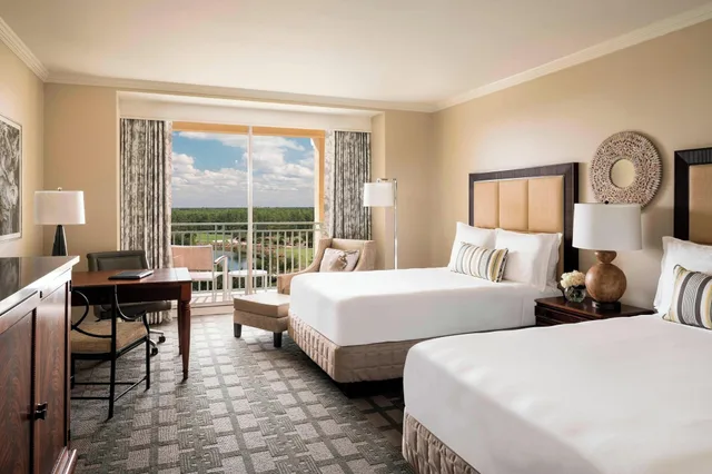 غرفة كلوب رباعية، The Ritz-Carlton Naples, Tiburon 1/2