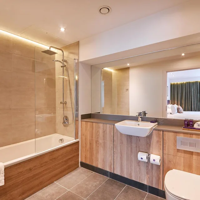 جناح جونيور بسرير مزدوج، Park Regis Birmingham 3/3