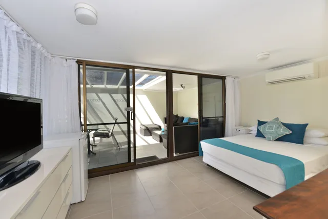 3 Bedrooms, Roof Top, 2 Queen and Twin Beds, Terrace، Tropical Reef Apartments Port Douglas 5/10