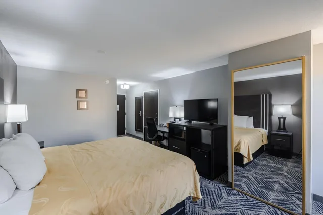 غرفة رباعية للمدخنين، Quality Inn Olive Branch - Memphis South 1/8