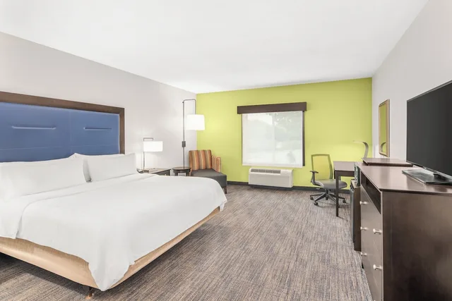 غرفة قياسية بسرير كينج، Holiday Inn Express Hotel And Suites Wilmington Newark 2/7