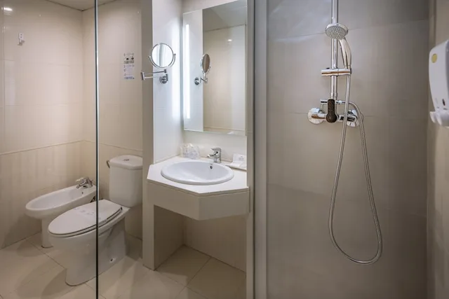 غرفة مفردة بسرير كوين، GHT Oasis Tossa & Spa 6/8