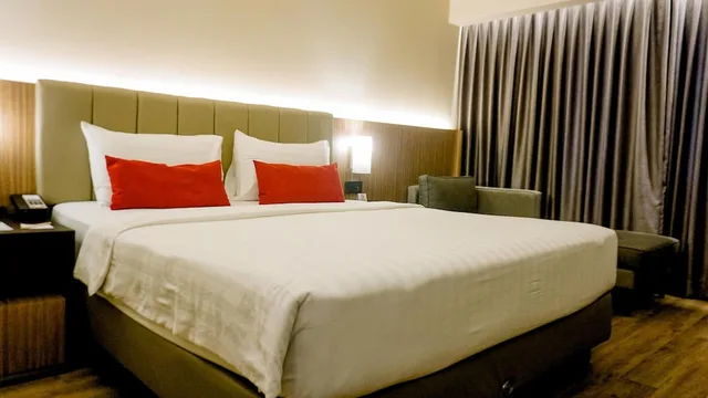 غرفة سوبيريور بسرير كوين، Grand Zuri Pekanbaru 4/6