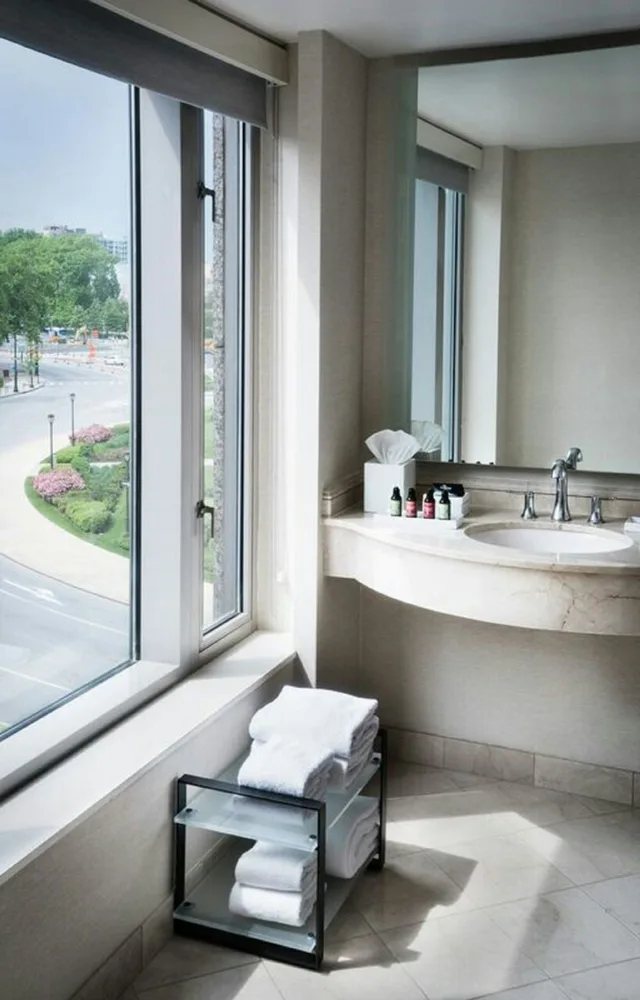 جناح بسرير كينج، The Logan Philadelphia Curio Collection by Hilton 4/4