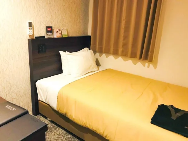 غرفة قياسية، Hotel Livemax Premium Sapporo Odori Park 1/1