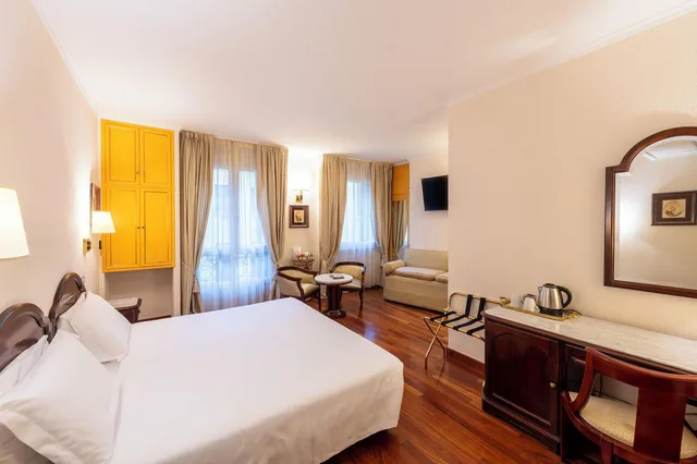 جناح جونيور، Majestic Toscanelli Hotel 1/6