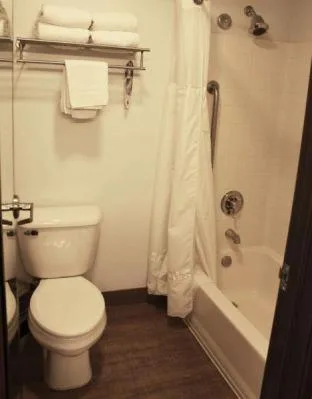 غرفة، Best Western Sandy Inn 9/9
