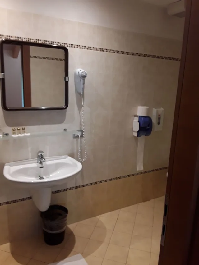 غرفة ثلاثية بسرير كوين وسرير فردي، Hotel Bellaria 3/4