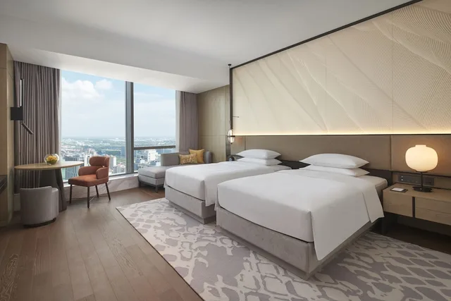 غرفة بسريرين منفصلين بإطلالة على البحيرة، Hyatt Regency Changshu Kuncheng Lake 3/6