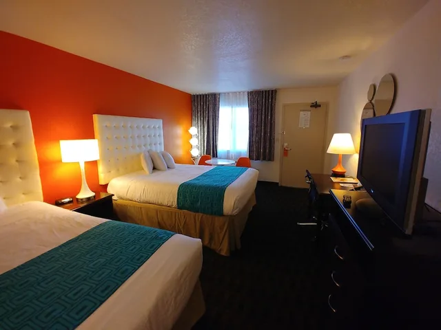 غرفة بسريرين مزدوجين، Howard Johnson By Wyndham Modesto Ceres 5/10