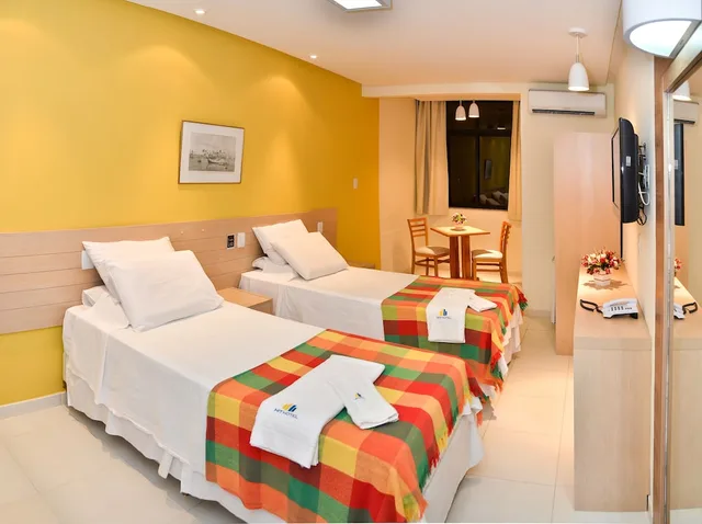 غرفة قياسية بسريرين منفصلين بإطلالة على البحر، Hit Hotel Salvador 1/9