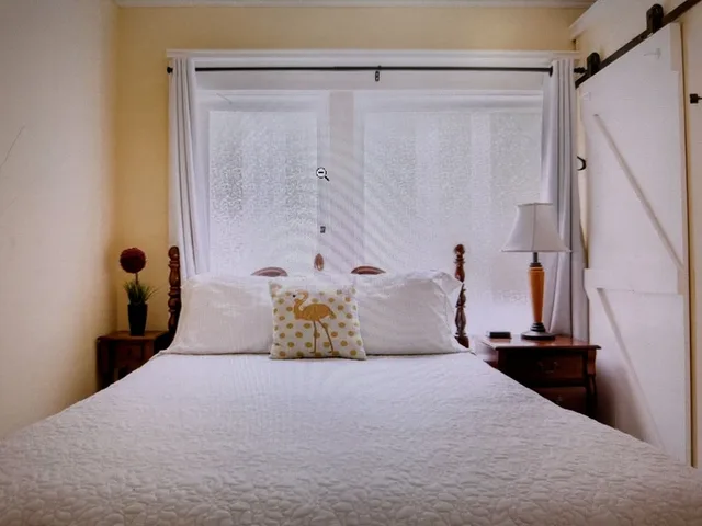 Lanai, Queen Bed، Arroyo Vista Inn 1/3