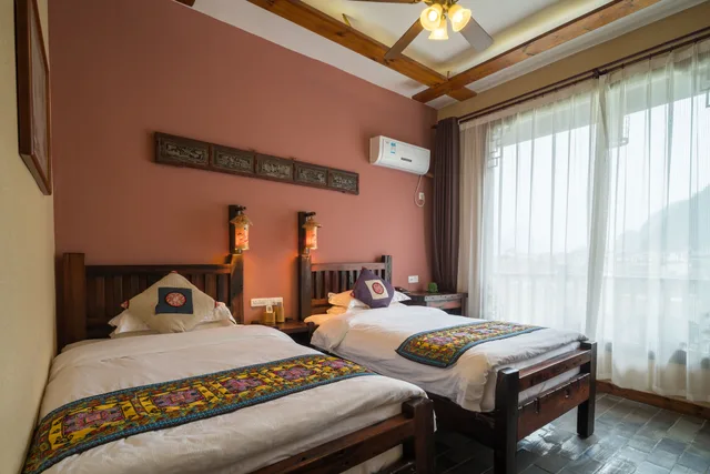 جناح متصل عائلي بسرير كوين وسريرين منفصلين، Yangshuo Mountain Nest Boutique Hotel 2/4