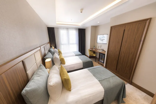 غرفة قياسية بسرير كينج وسرير فردي، Endless Art Hotel 7/10