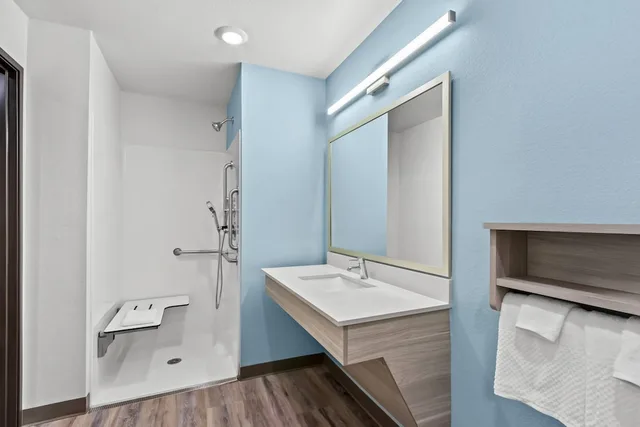 غرفة مفردة بسرير كوين، WoodSpring Suites Gilbert - Mesa Gateway Airport 3/4
