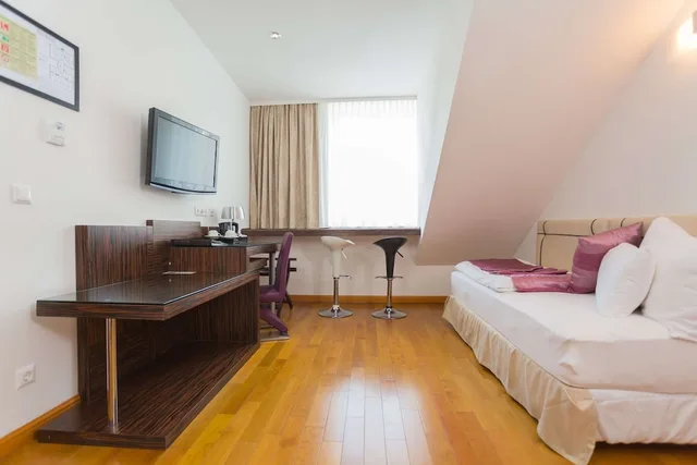 شقة بسرير مزدوج وسرير فردي بمطبخ صغير، Best Western Plus Hotel Arcadia 5/7