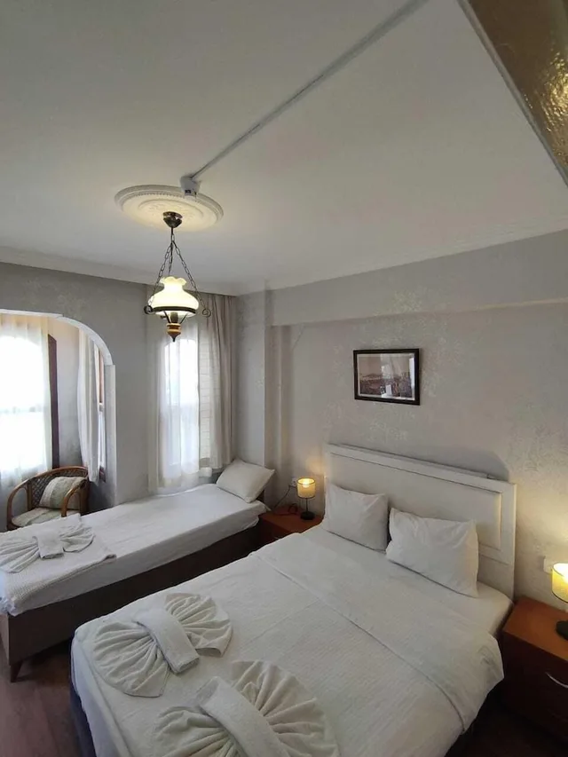 3 Bedrooms, Apartment, 2 King Beds, 3 Beds, Antique 1/10