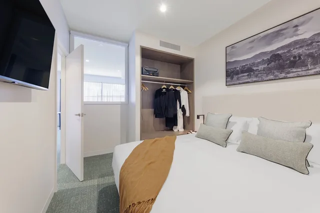 3 Bedrooms, Connecting, Apartment, Twin Beds, 2 King Beds, Punthill Tuggeranong 1/5