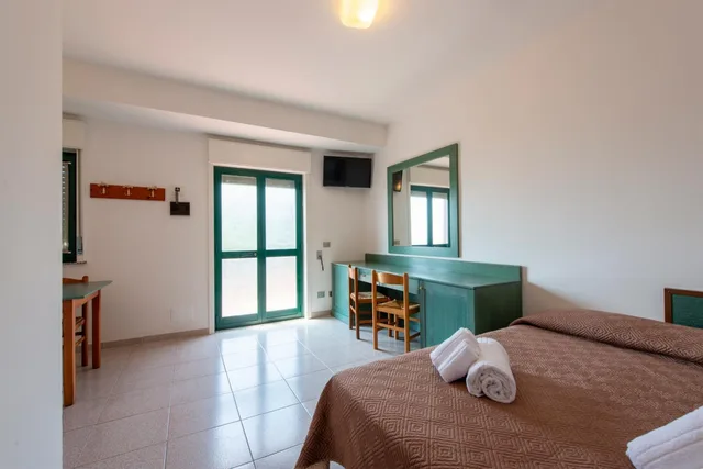 غرفة رباعية، Villaggio Alkantara 2/10