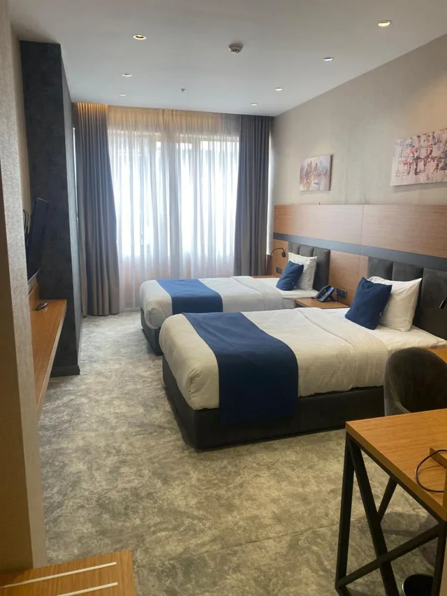 غرفة سوبيريور بسريرين منفصلين، Hotel Monarch 2/10