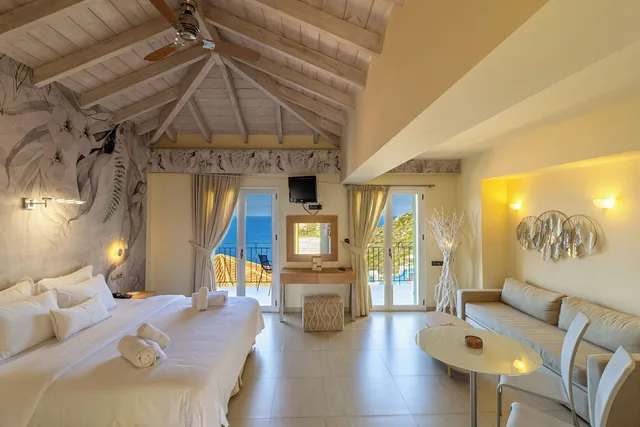 جناح تنفيذي بسريرين منفصلين بإطلالة على البحر، Petani Bay Hotel 7/10