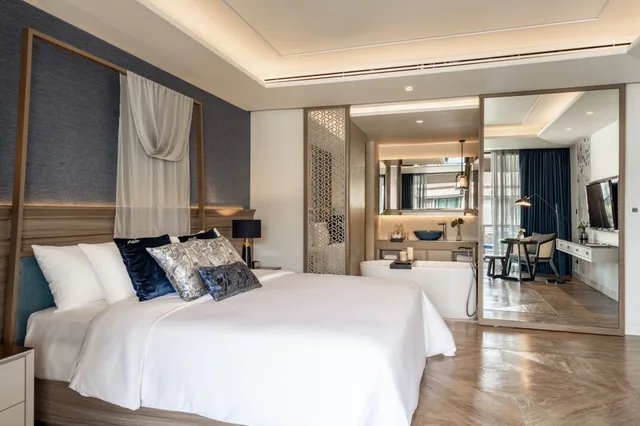 غرفة قياسية بسرير كينج بشرفة، Maladee Rendezvous Hotel Chiang Mai 1/4