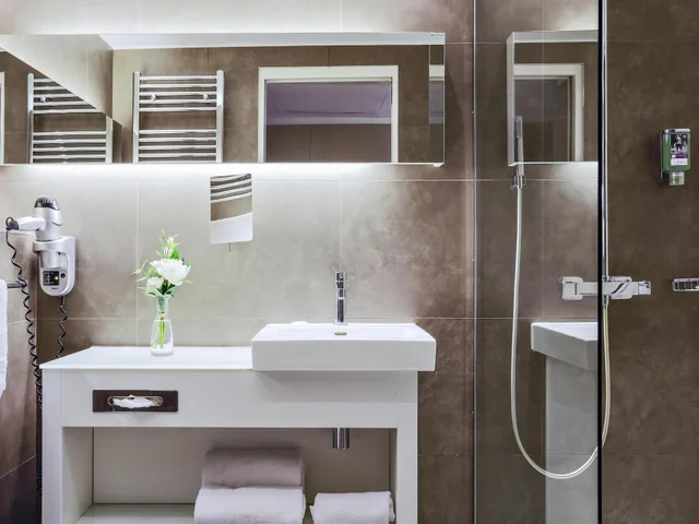 غرفة بريفيليج بشرفة، Mercure Paris Vaugirard Porte de Versailles 2/2